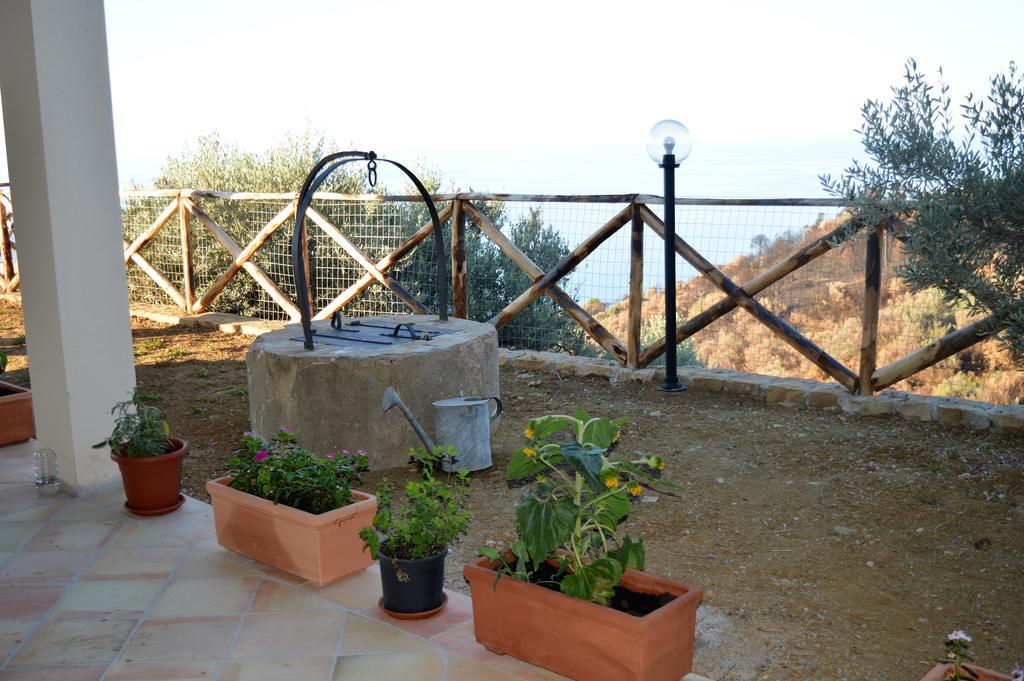 Vila Agriturismo Pattina Pettineo Exteriér fotografie